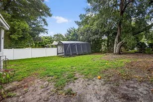 40 NW 68th St, Miami, FL 33150 - Photo 26