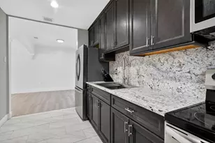 40 NW 68th St, Miami, FL 33150 - Photo 14