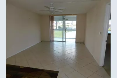 9580 Sunrise Lakes Boulevard #202, Sunrise, FL 33322 - Photo 10