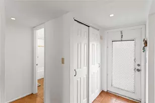 8280 Sunrise Lakes Blvd, Sunrise, FL 33322 - Photo 30