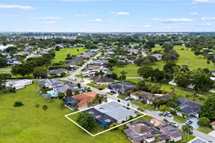 4906 N Travelers Palm Ln, Tamarac, FL 33319 - Photo 28