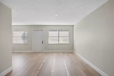 18 Vista Gardens Trail #105, Vero Beach, FL 32962 - Photo 4