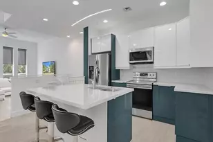 703 SE 16th Ct, Fort Lauderdale, FL 33316 - Photo 4