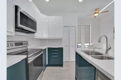 703 SE 16th Court, Fort Lauderdale, FL 33316 - Photo 8