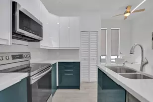 703 SE 16th Ct, Fort Lauderdale, FL 33316 - Photo 8