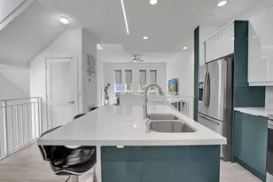 703 SE 16th Ct, Fort Lauderdale, FL 33316 - Photo 6