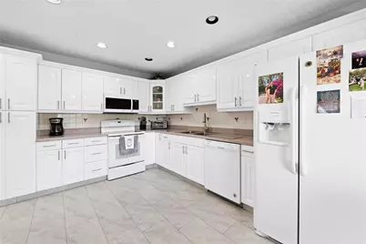 1621 NW 20th Avenue #203, Delray Beach, FL 33445 - Photo 4