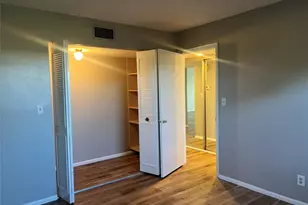 4151 NW 41st St, Lauderdale Lakes, FL 33319 - Photo 14