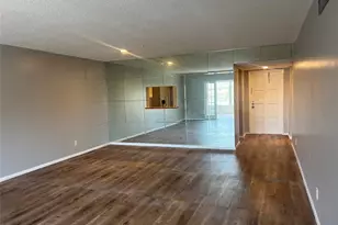 4151 NW 41st St, Lauderdale Lakes, FL 33319 - Photo 10