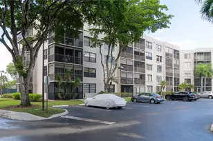 1101 Colony Point Cir, Pembroke Pines, FL 33026 - Photo 18