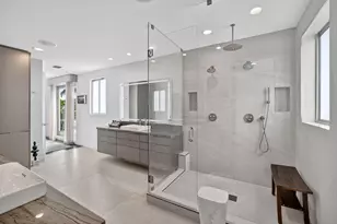 2401 N Atlantic Blvd, Fort Lauderdale, FL 33305 - Photo 46