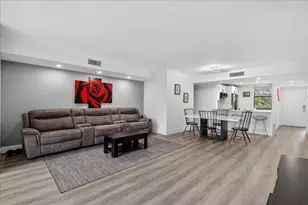 2908 S Carambola Circle Unit, Coconut Creek, FL 33066 - Photo 6