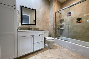 929 NE 18th Ct, Fort Lauderdale, FL 33305 - Photo 50