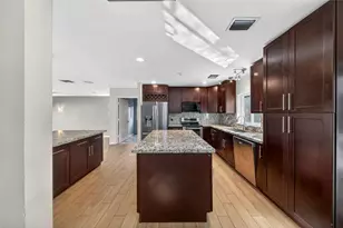 6847 NW 27th Way, Fort Lauderdale, FL 33309 - Photo 8