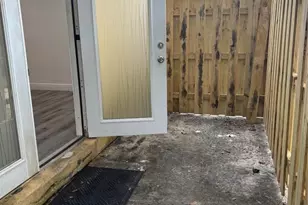 351 N 70th Terrace, Hollywood, FL 33024 - Photo 2