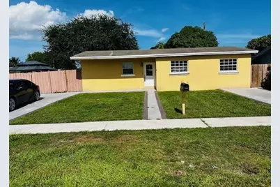 351 N 70th Terrace, Hollywood, FL 33024 - Photo 1