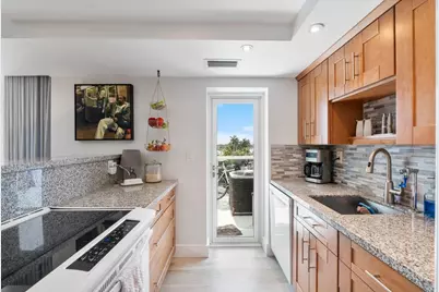 2715 N Ocean Boulevard #4E, Fort Lauderdale, FL 33308 - Photo 10