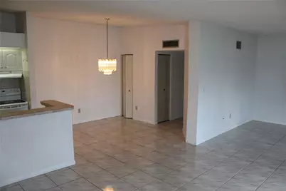 9728 S Belfort Circle #206, Tamarac, FL 33321 - Photo 4