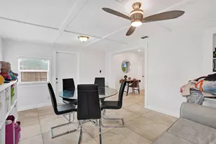 6298 NW 15th St, Margate, FL 33063 - Photo 10