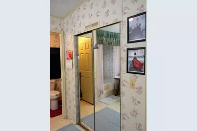 3353 Lake Overlook Place, Lantana, FL 33462 - Photo 8