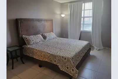 [Address not provided], Hallandale Beach, FL 33009 - Photo 18