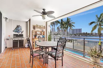 2300 Diana #203, Hallandale Beach, FL 33009 - Photo 26