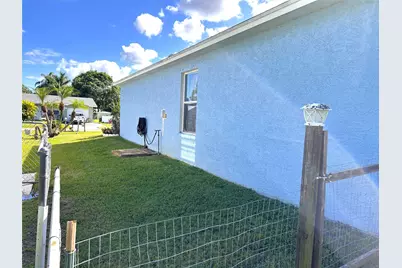 3043 SE Banyan Street, Stuart, FL 34997 - Photo 6