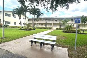 492 Tilford W, Deerfield Beach, FL 33442 - Photo 28