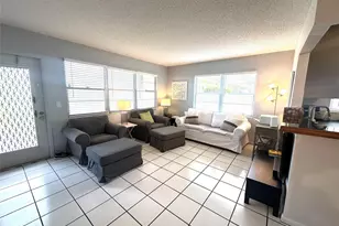 492 Tilford W, Deerfield Beach, FL 33442 - Photo 4