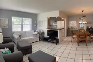 492 Tilford W Unit, Deerfield Beach, FL 33442 - Photo 2