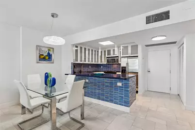 2301 Collins Avenue #1015, Miami Beach, FL 33139 - Photo 10