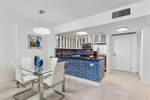 2301 Collins Ave Unit, Miami Beach, FL 33139 - Photo 10