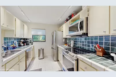 2113 NE 11th Avenue #2113, Fort Lauderdale, FL 33305 - Photo 4