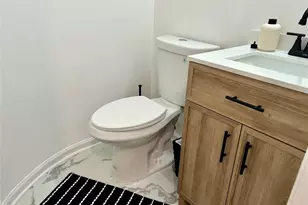 2151 NE 68th St, Fort Lauderdale, FL 33308 - Photo 22