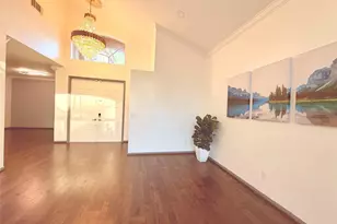 322 SW 193rd Ave, Pembroke Pines, FL 33029 - Photo 4