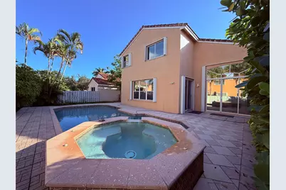 322 SW 193rd Avenue, Pembroke Pines, FL 33029 - Photo 32