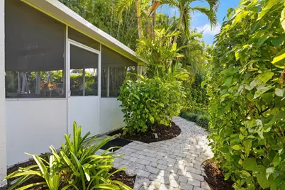 4803 Queen Palm Lane, Tamarac, FL 33319 - Photo 36