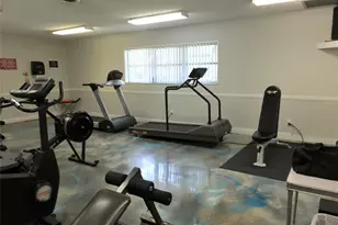 7807 Golf Cir Dr, Margate, FL 33063 - Photo 30