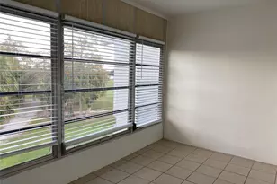 7807 Golf Cir Dr, Margate, FL 33063 - Photo 8