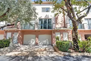 2107 SE 10th Ave, Fort Lauderdale, FL 33316 - Photo 2