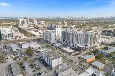 2131 E Hollywood Boulevard #308, Hollywood, FL 33020 - Photo 16