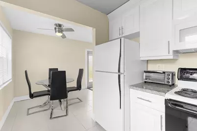 209 Ventnor M #209, Deerfield Beach, FL 33442 - Photo 10