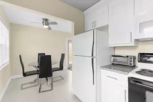 209 Ventnor M, Deerfield Beach, FL 33442 - Photo 10