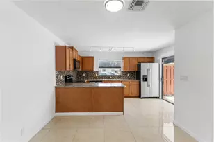 5822 Swordfish Ct, Tamarac, FL 33319 - Photo 14