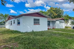 2421 NW 63rd Ave, Sunrise, FL 33313 - Photo 2