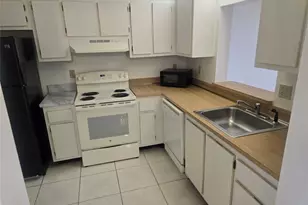 2830 Somerset Dr, Fort Lauderdale, FL 33311 - Photo 2