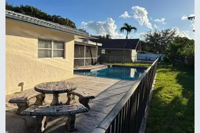 8244 NW 6th Street, Coral Springs, FL 33071 - Photo 6