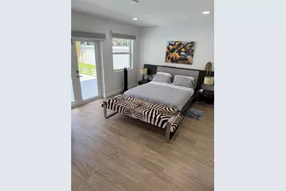 1637 SE 1st Street, Pompano Beach, FL 33060 - Photo 16