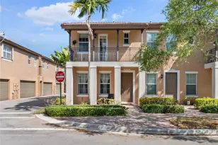 14741 SW 11th St, Pembroke Pines, FL 33027 - Photo 1