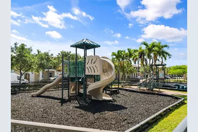 14741 SW 11th Street, Hollywood, FL 33027 - Photo 28